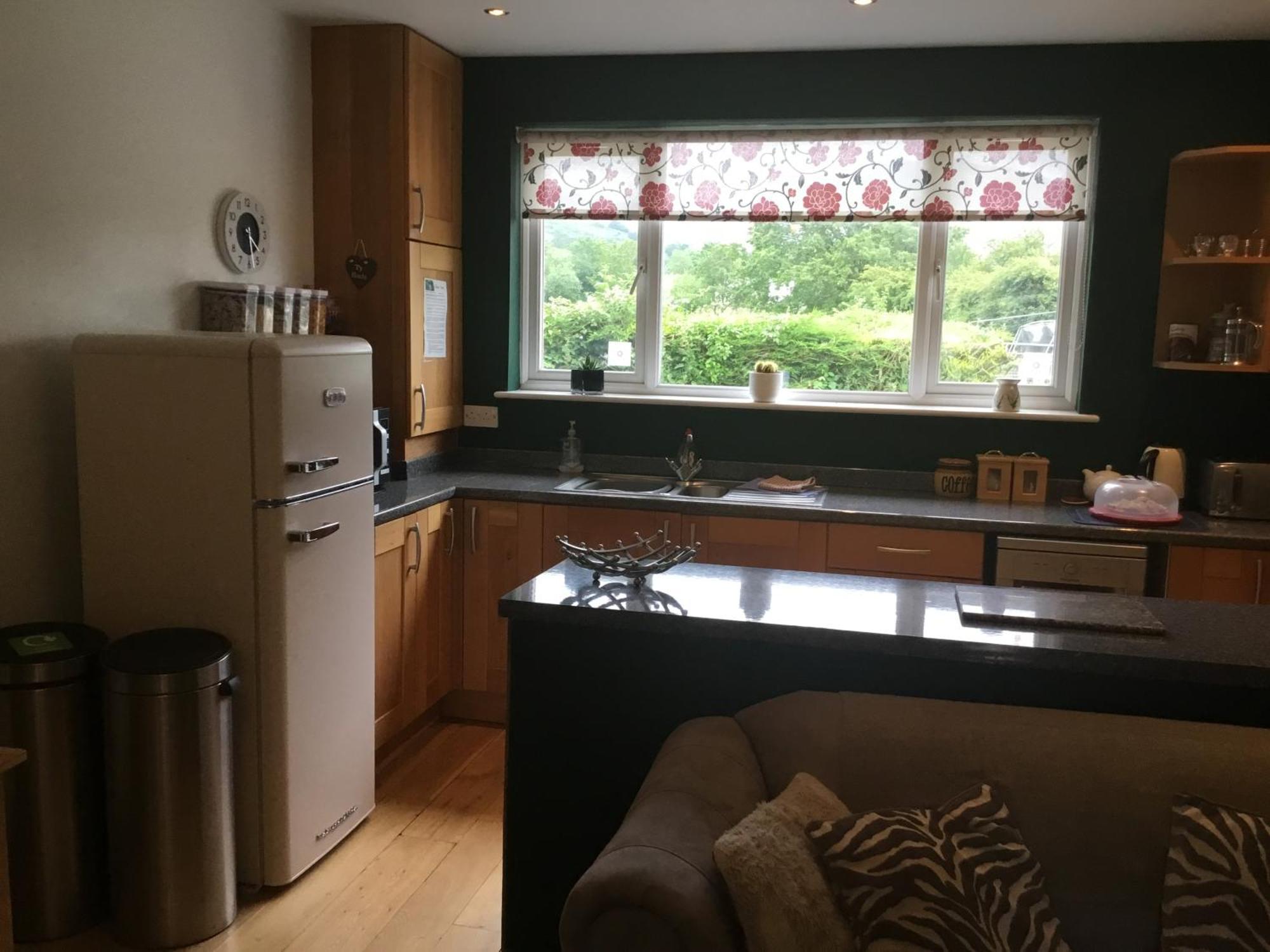 Tyddyn Perthi Farm Villa Llanberis Bagian luar foto