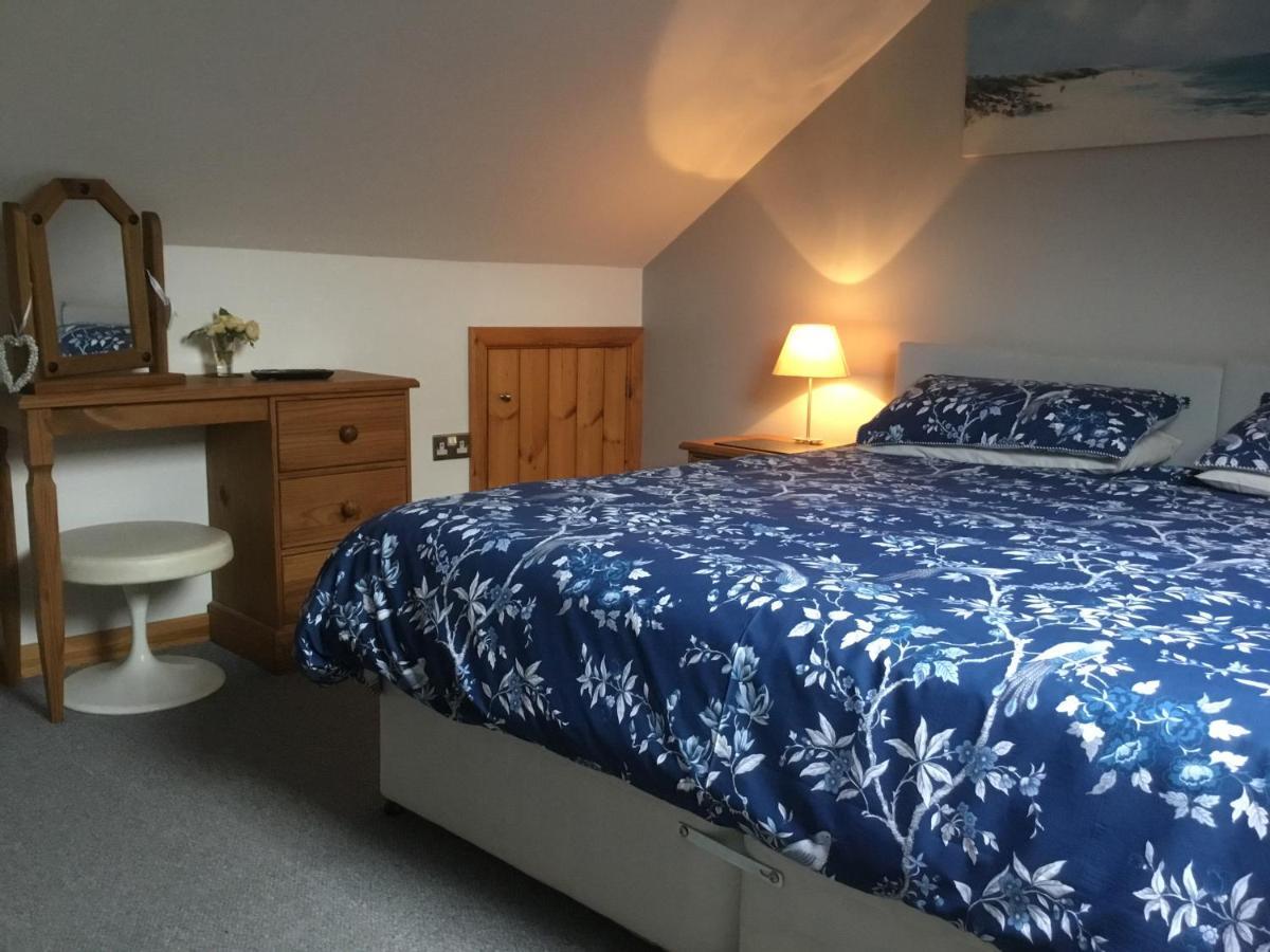 Tyddyn Perthi Farm Villa Llanberis Bagian luar foto
